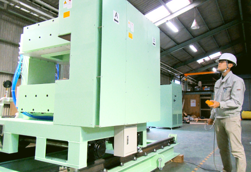 磁場中熱処理炉